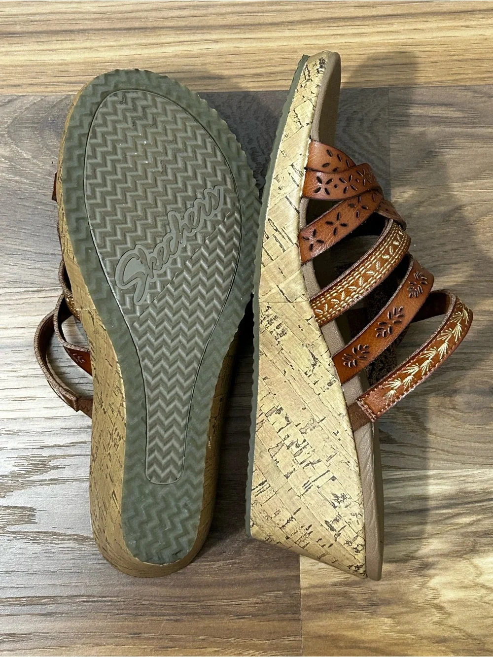 Like New - Skecher’s Women's Beverlee Brown Wedge Slide Sandals